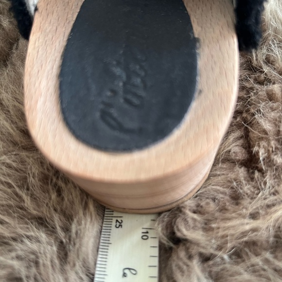 Intervalle Black Shearling Clogs – Size 8 - Picture 10 of 10